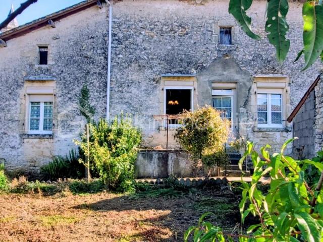 Maison en pierre de plain pied