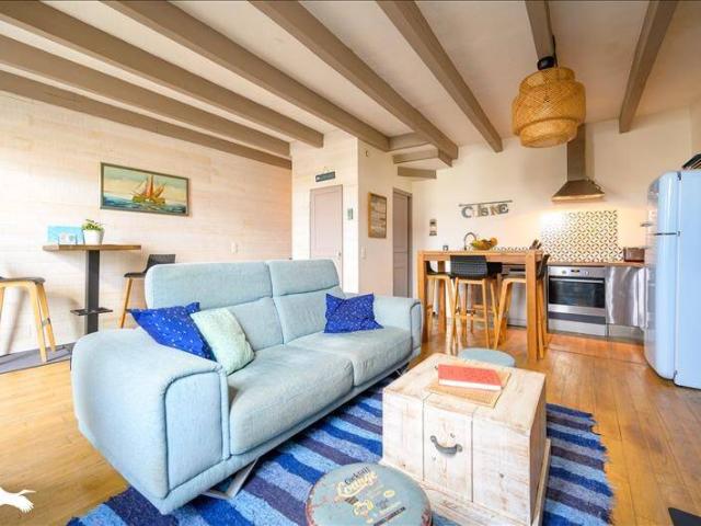 Maison en pierre de 4 pièces principales