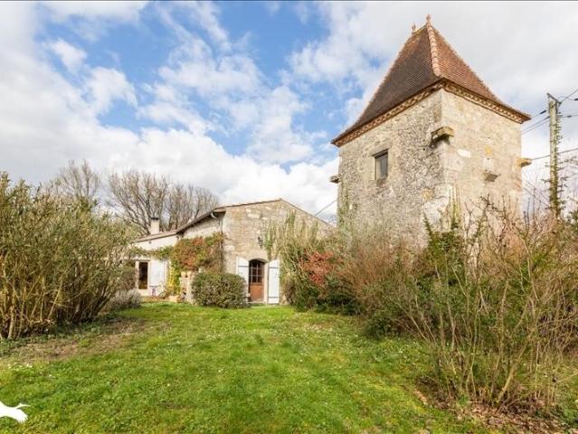 Maison en pierre de 5 pièces principales