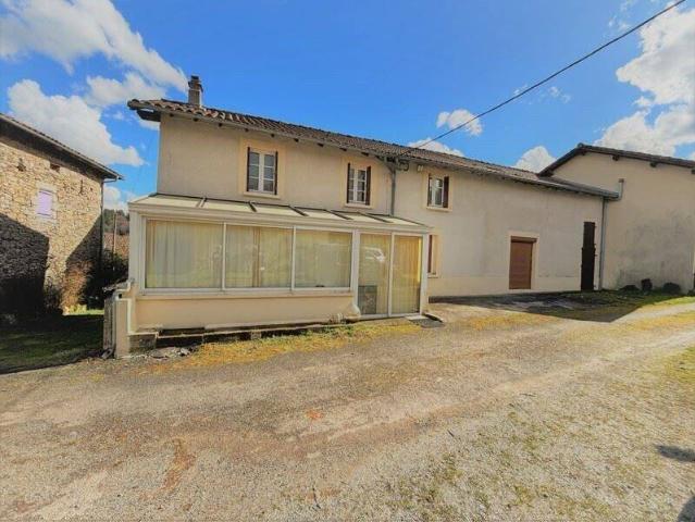 Maison en pierre de 5 pièces principales