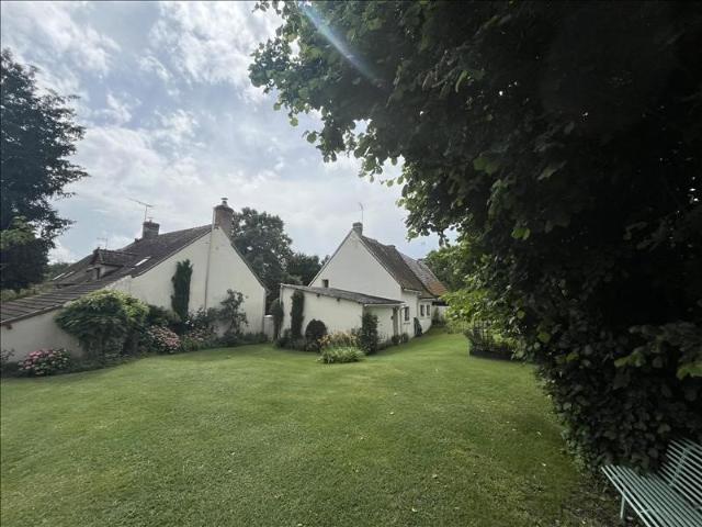 Maison en pierre de 5 pièces principales