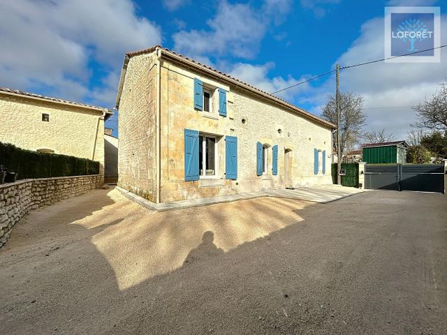 Maison en pierre entièrement rénovée 133m² Jonzac