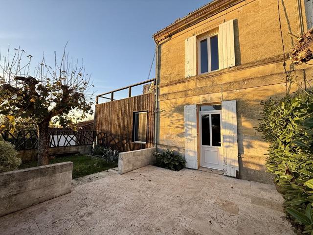 Maison en pierre familiale proche de Bordeaux 181m² Langoiran