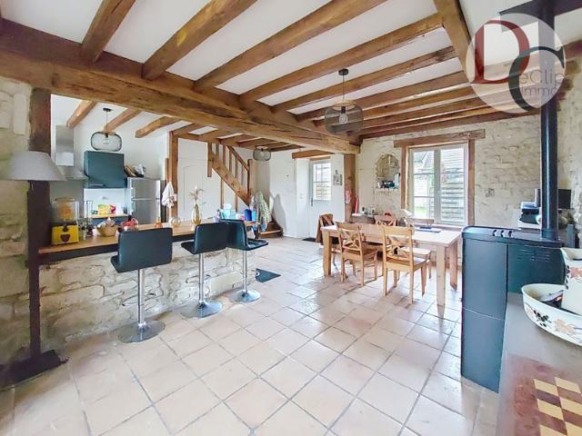 Maison en pierre + piscine