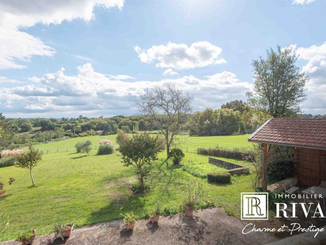 Maison En Pierre Proche Bordeaux 10 080 M2 270m² Pompignac