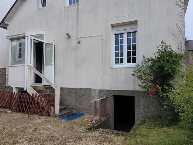 Maison en pierre proche de la gare, beaux volumes, sur terra