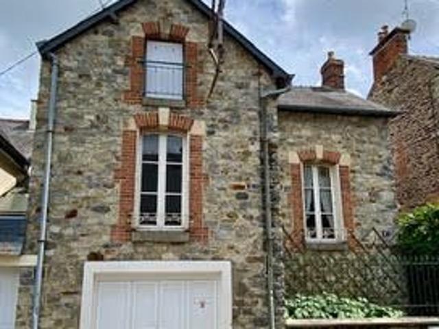 Maison en pierre quartier Saint Hélier