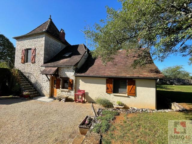 Maison en pierre rénovée avec véranda 87m² Gramat