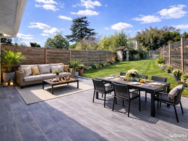 Maison en pierre rénovée avec cachet 135m² 5 ch jardin & potentiel piscine proche A62 & TER