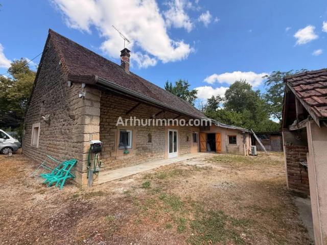 Maison en pierre rénovée avec dépendances et fort potentiel d'aménagement – Environ 150 m² exploitables