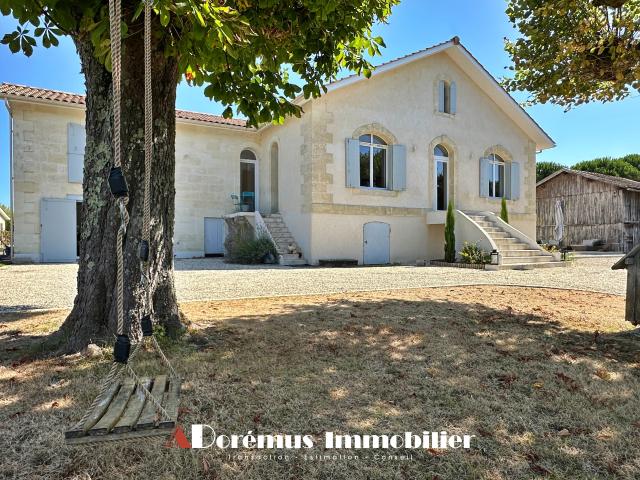 Maison en Pierre Rénovée avec Grand Terrain Piscinable Secteur Bouliac