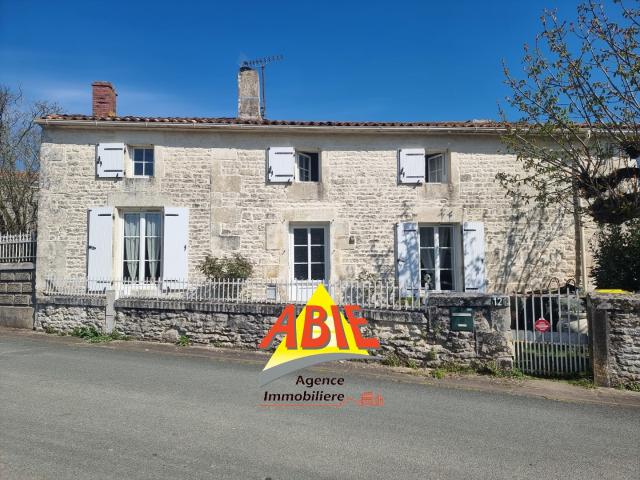 Maison en pierre sur Benet 119m2