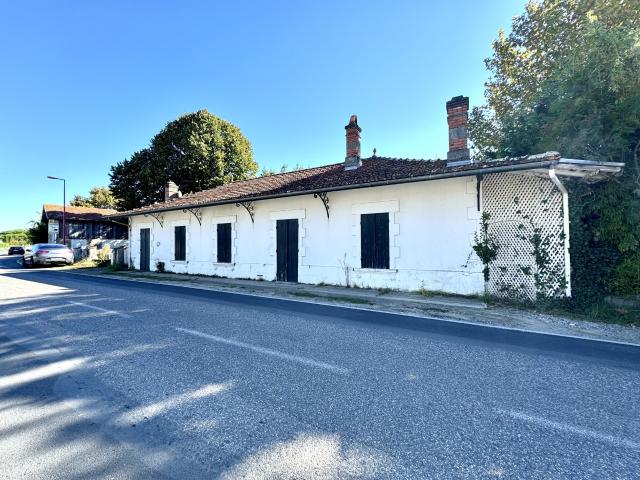 Maison en pierre T3 à rénover