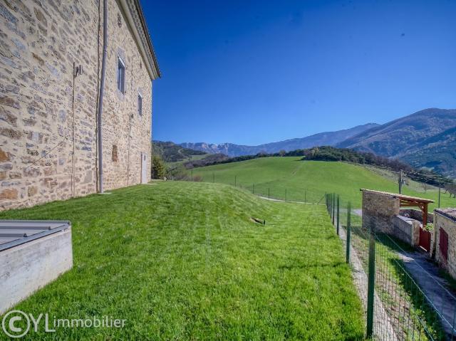 Maison en pierre vue dominante 132m² Saint Andéol
