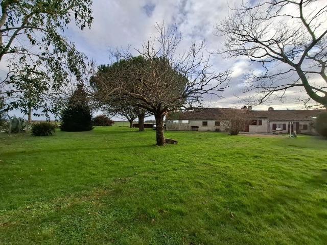 Maison en Pierre 160m² habitables Nancras