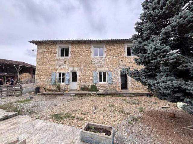 Maison en pierre 168m2 + Dépendances – Val de Bonnieure