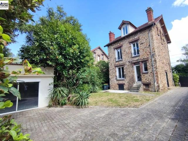 Maison en pierre 107.58m ²