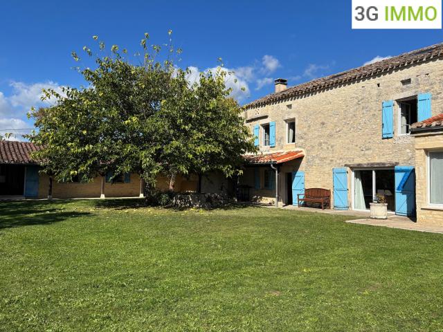 Maison en pierre 11 pièces