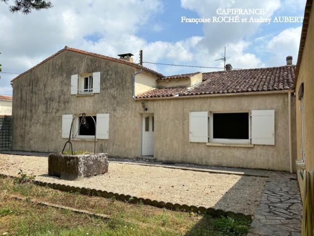 Maison en pierre 246 m² possibilité 2 logements dépendance, jardin et garage 9 pièces SAINT GEORGES DES COTEAUX 17