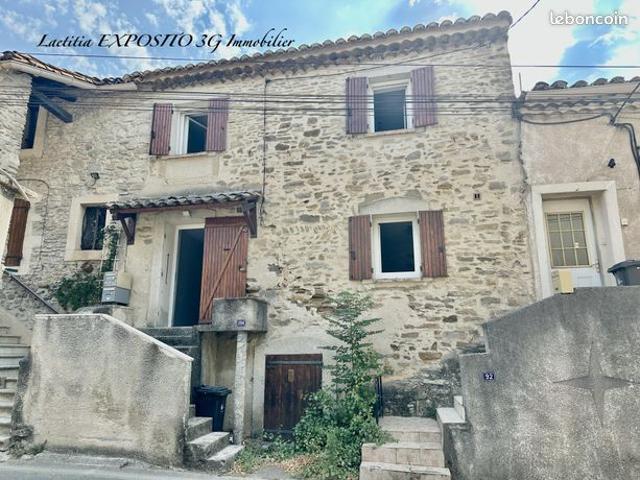 Maison en pierre| 2 chambres | Laudun centre