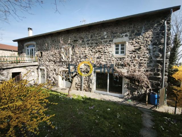 MAISON EN PIERRE 310M2 DEUX LOGEMENTS POSSIBLES, TERRAIN 7