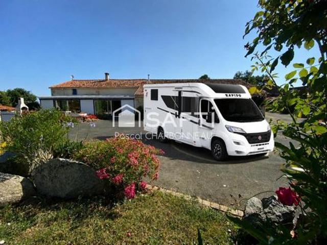 Maison en pierre 3 chambres grandes dependances garage camping car
