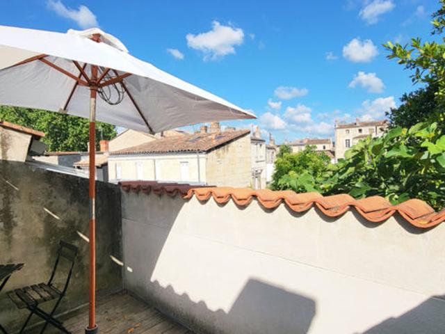 Maison en pierre 3 pièce s avec terrasse tropézienne à Bordeaux 33000