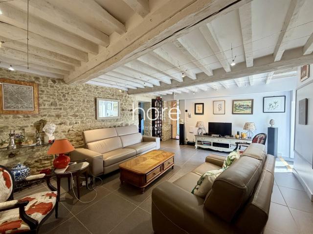Maison en Pierre 4 chb, Dpe C, Grand Jardin 1300m², à 5min F. 158m² Perrières