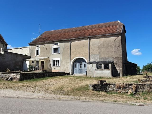 Maison en pierre 4 pièces de 120m² DAMPIERRE LES CONFLANS 70