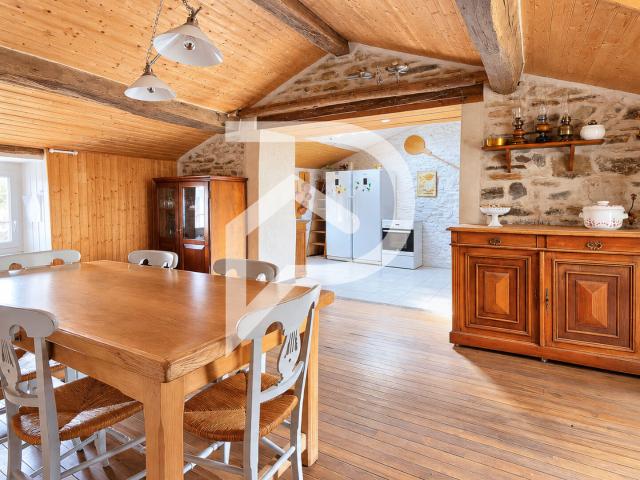Maison en pierre 5 pièces 149 m2
