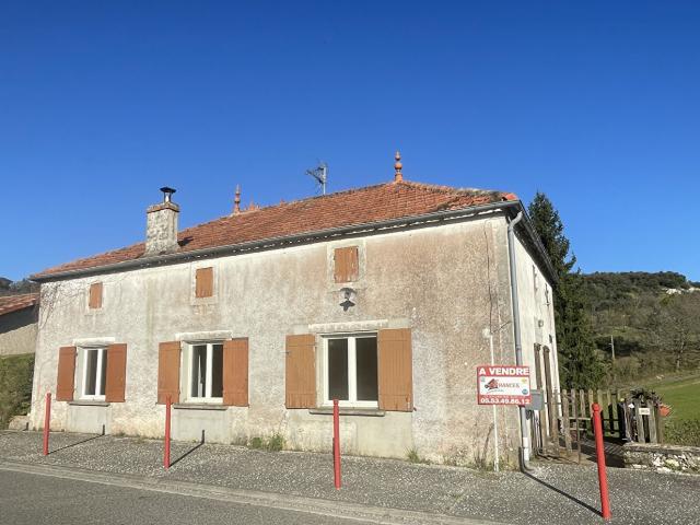 Maison en pierre 91.5m2 VALEILLES