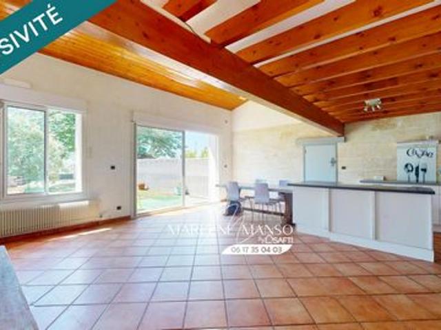 Maison en pierre 91 m² avec jardin et parking