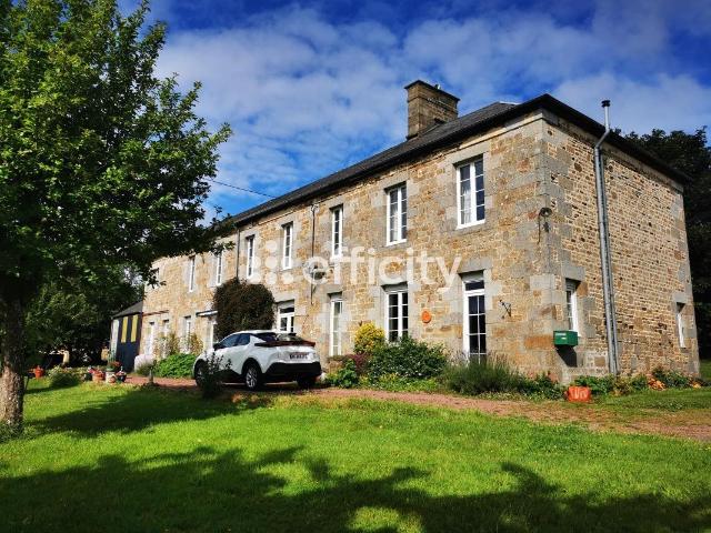 Maison en pierres 295m² Noues de Sienne