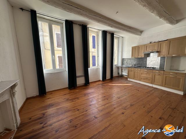 MAISON EN PIERRES
