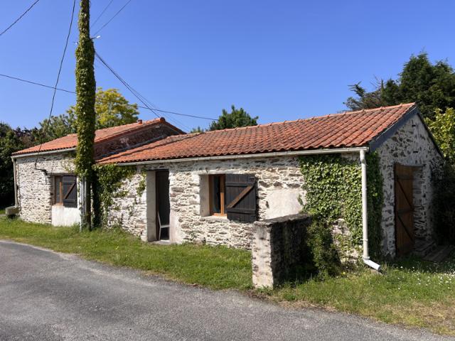 Maison en pierres, 3 Chambres, à la campagne