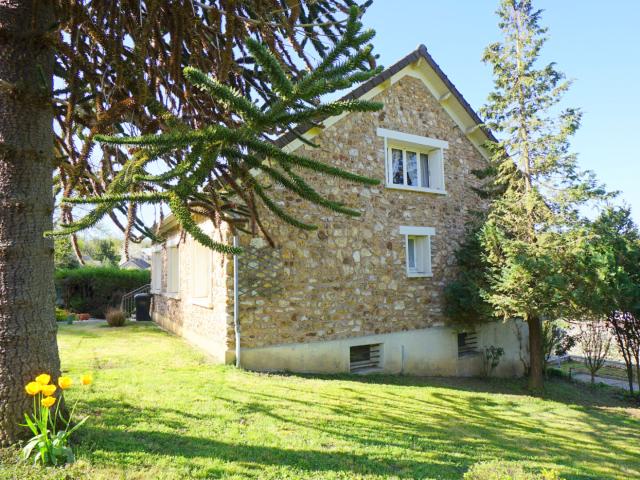 Maison en pierres vue imprenable 4 chambres 120 m2