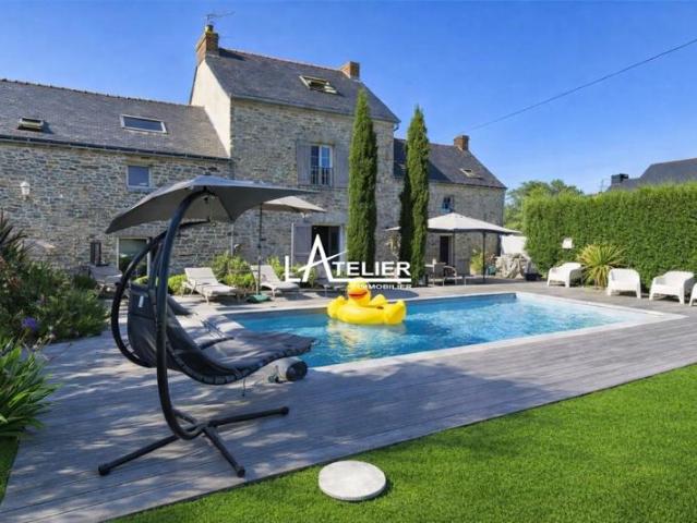 Maison en pierres XVIII? avec piscine – Le Temple de Bretagne