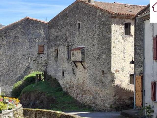 Maison en pierres à rénover