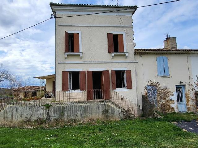 Maison en pierres avec dependances, jardin de 725 M2, a prox. 200m² Bordeaux