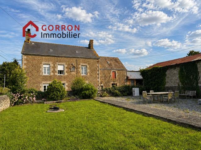 Maison en pierres avec dépendances 109m² Saint Aubin Fosse Louvain