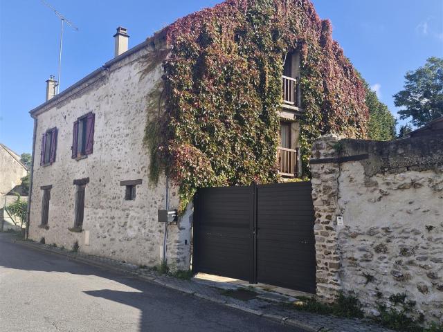 Maison en pierres de 470 m2 avec piscine couverte et chauffé. 470m² Meaux