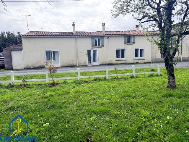 Maison en pierres habitable de suite