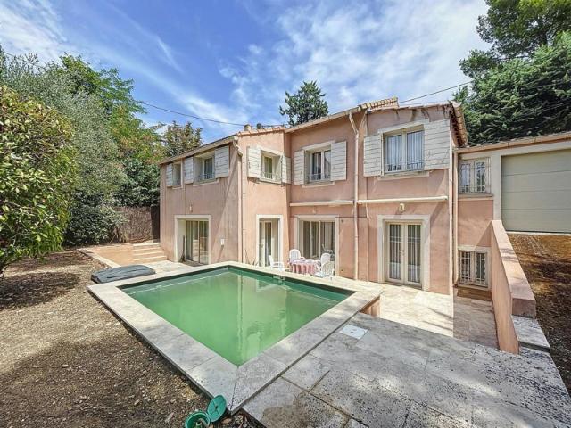 Maison avec jardin et garage à 5 min à pied du centre d'Aix