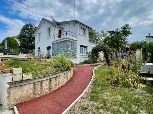 Maison en plein centre ville,sans travaux et au calme