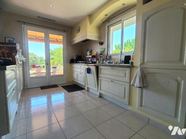 Maison en vente à Taulignan, Auvergne Rhône Alpes, 450000€