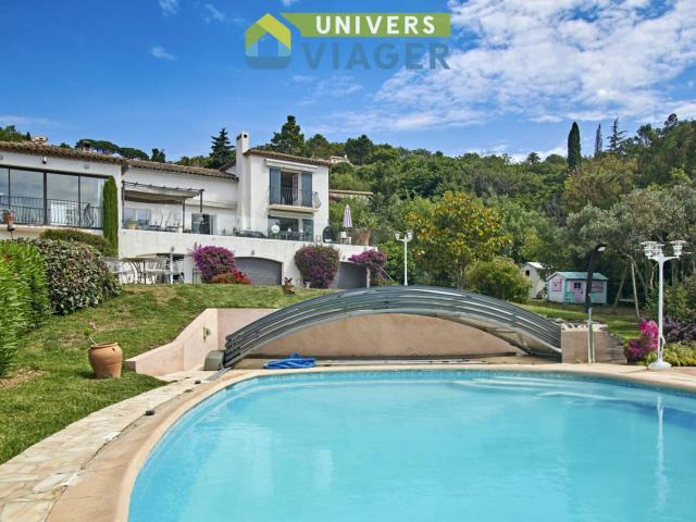 Maison en vente à terme libre à Grimaud