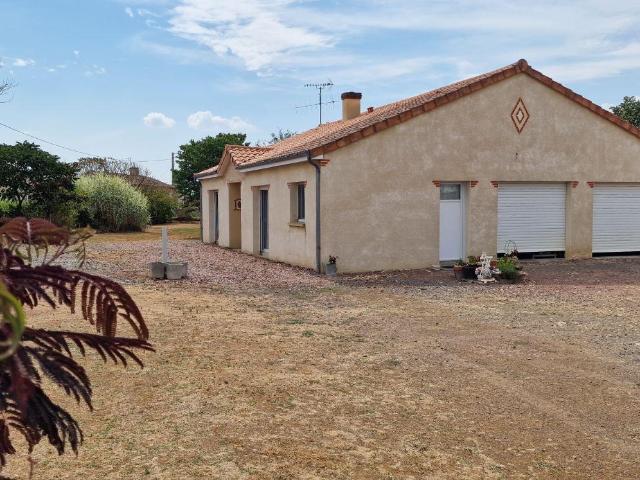 Maison en vente à Thouars, Nouvelle Aquitaine, 174000€