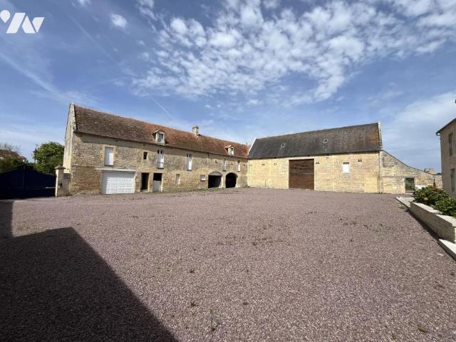 Maison en vente à Thue et Mue, Normandie, 74200€