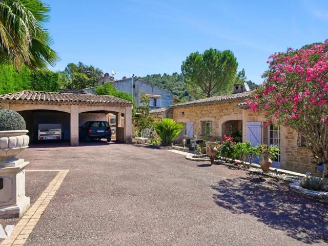 Maison en vente à Tignet, Provence Alpes Côte d'Azur, 665000€