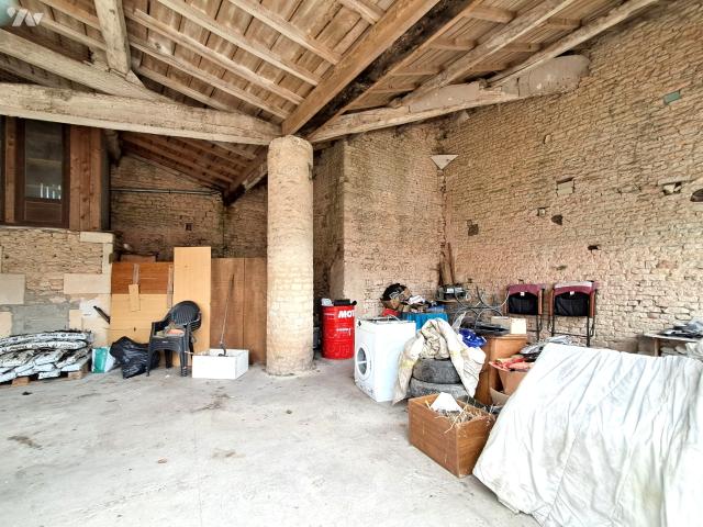 Maison en vente à Touches de Périgny, Nouvelle Aquitaine, 143000€